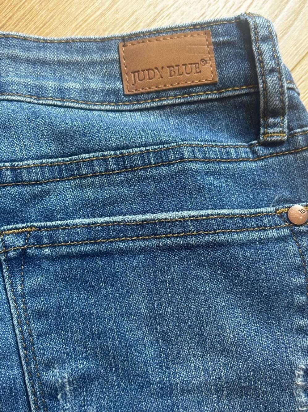 Judy Blue JB8271 DK Distressed Skinny Jeans Size 29 - Picture 6 of 7